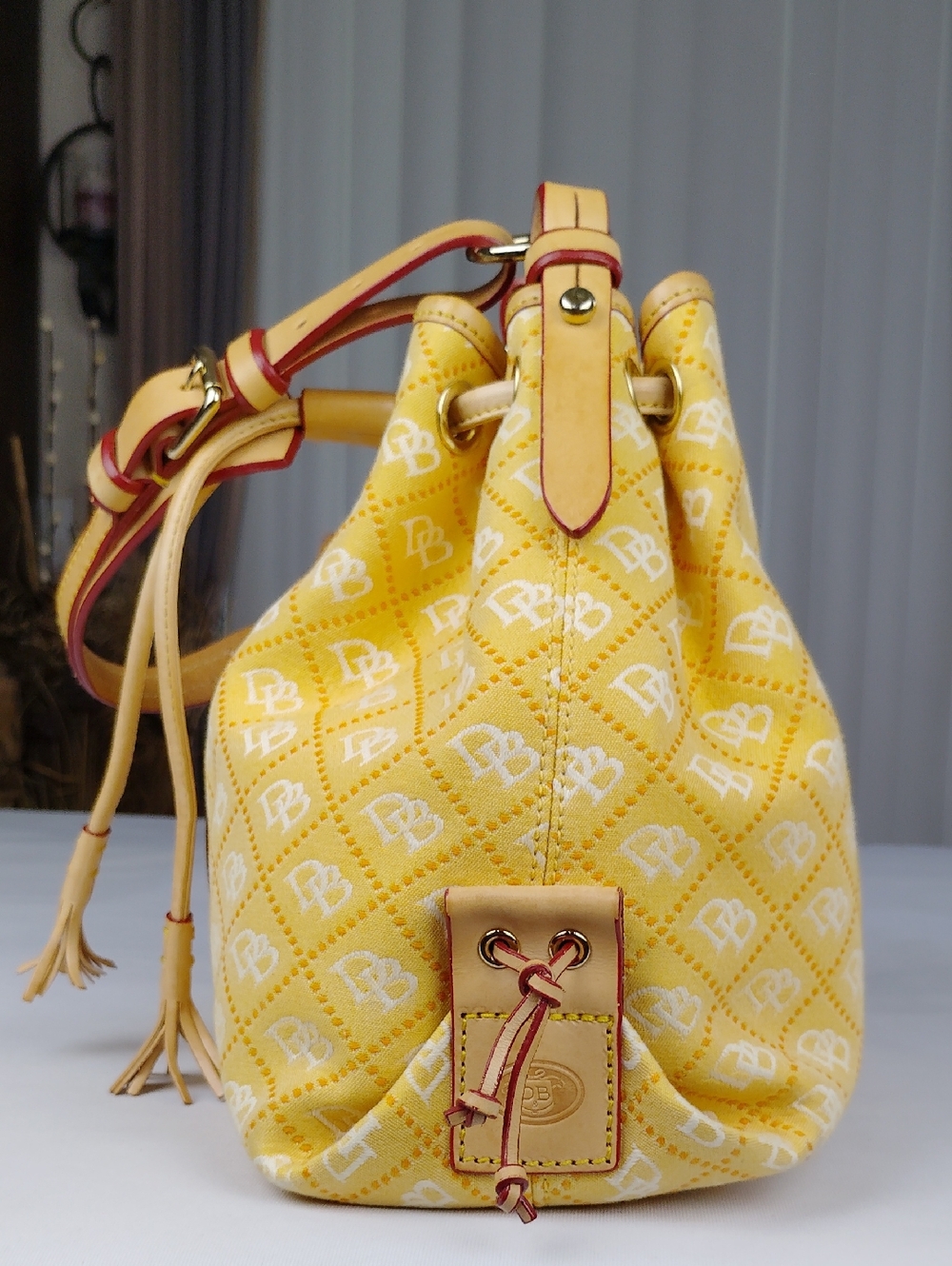 Dooney & Bourke Drawstring Slouch Handbag. - Picture 3 of 16